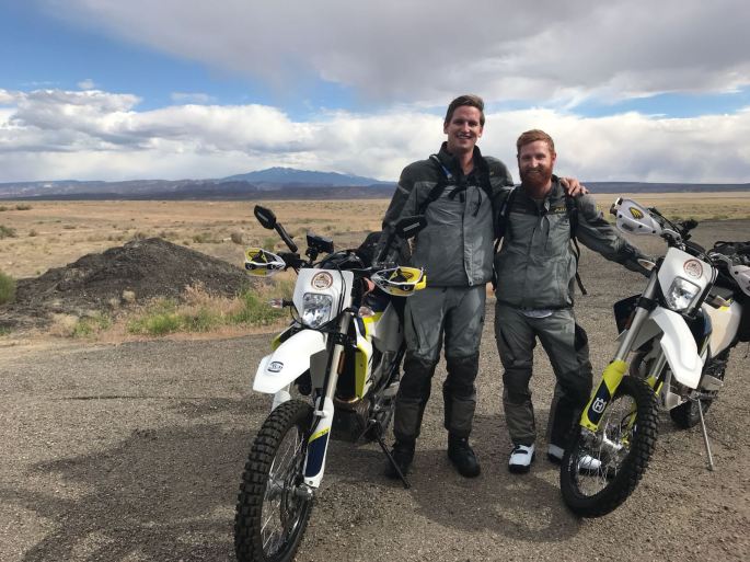 04f81942-0244-4dba-afb6-7a71cb30c31e